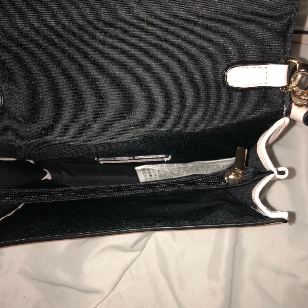 NWOT Forever 21 Purse - Picture 4 of 4